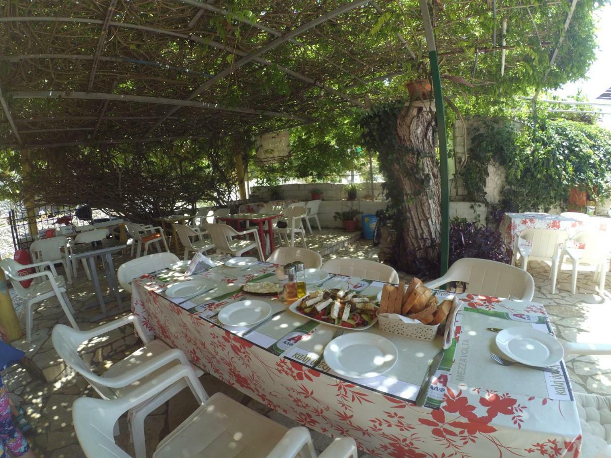 Bed and Breakfast Kostas Walkers Point Dafnáta Exteriér fotografie